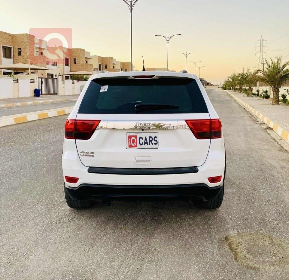 جيب جراند شيروكي